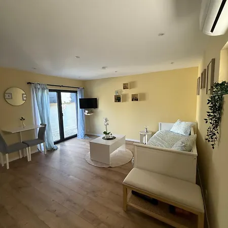 Holiday home Tinymoko - Maisieres - Netflix Mons