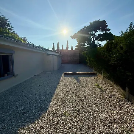 Дом отдыха Tinymoko - - Proche Du Shape Et Pairi Daiza